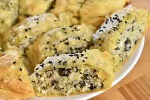 Lambsquarter Spanakorizo Pies