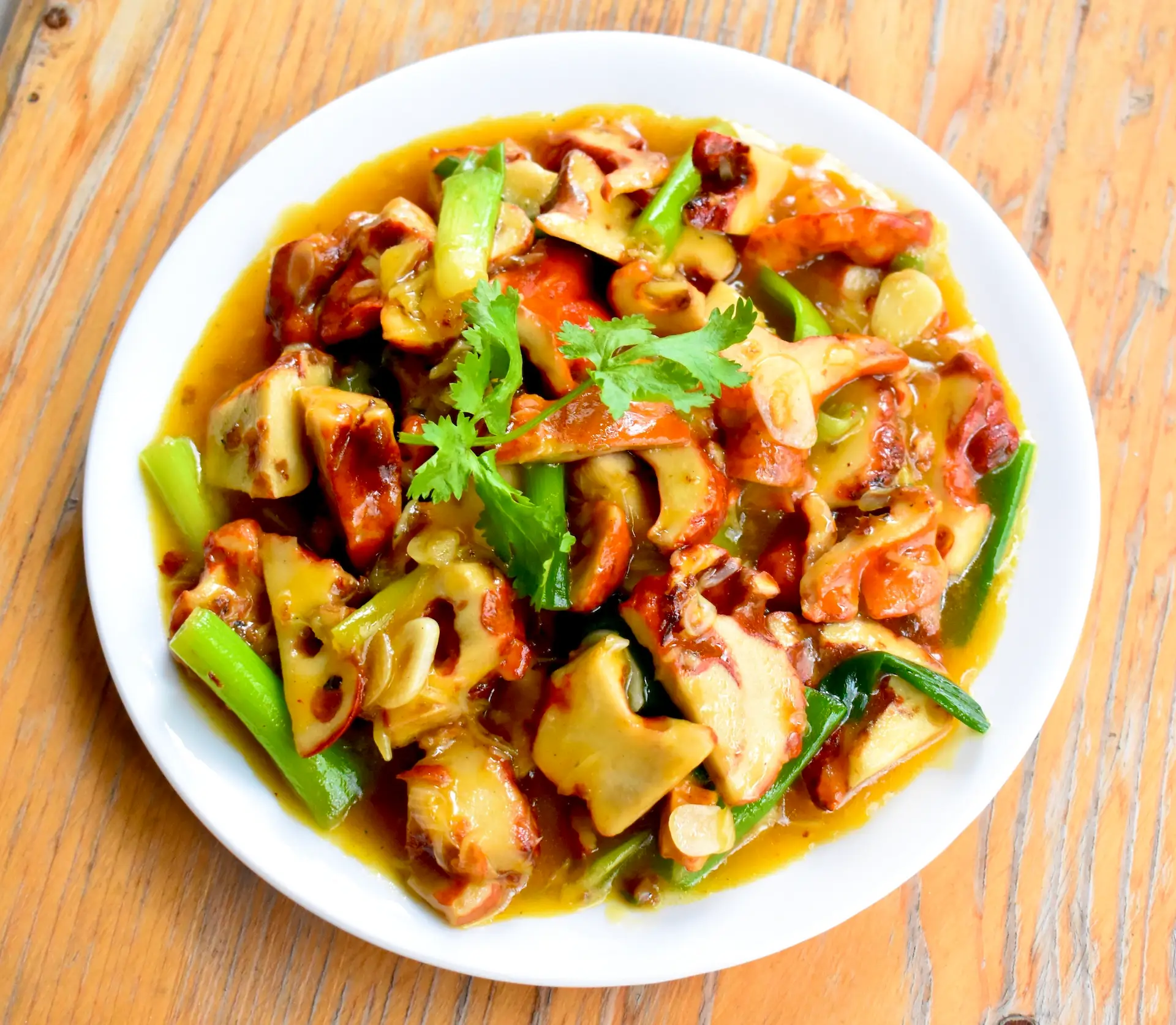 Cantonese Ginger and Scallion Lobster Mushroom - The Intrepid Eater